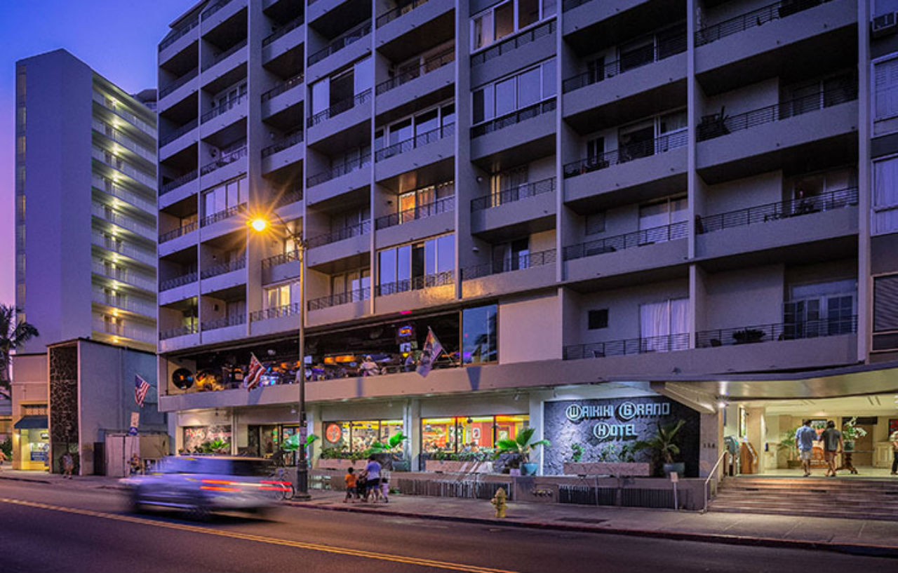 Castle At Waikiki Grand Hotel Honolulu Exterior photo